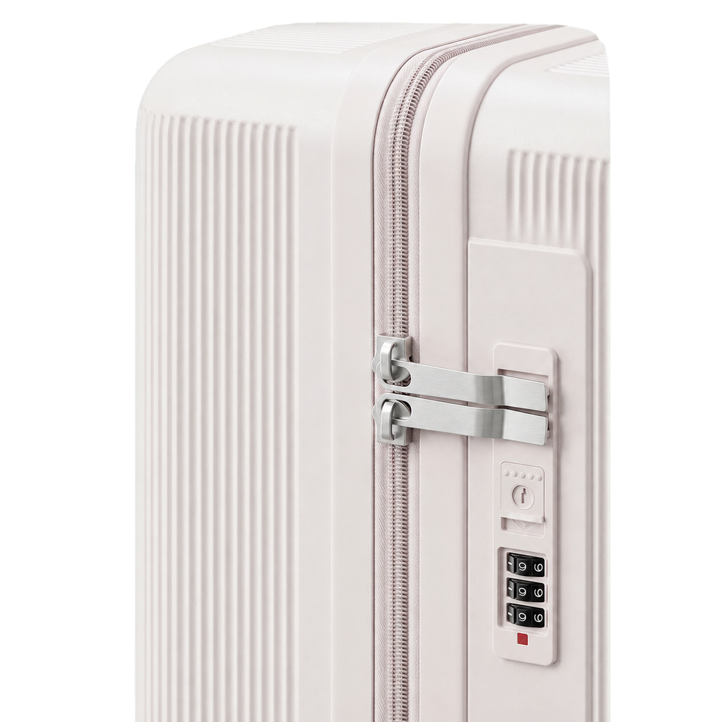 Durable Vertical Ribbed Travel Suitcase – Large Capacity, Impact-Resistant with 360° Spinner Wheels